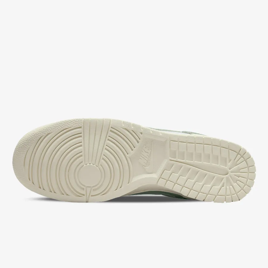 NIKE Pantofi Sport Dunk Low Retro Premium 