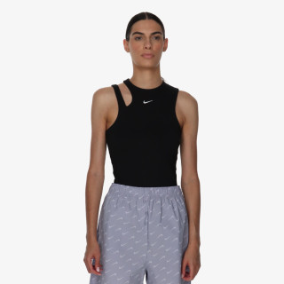 NIKE BODY Sportswear Essential 