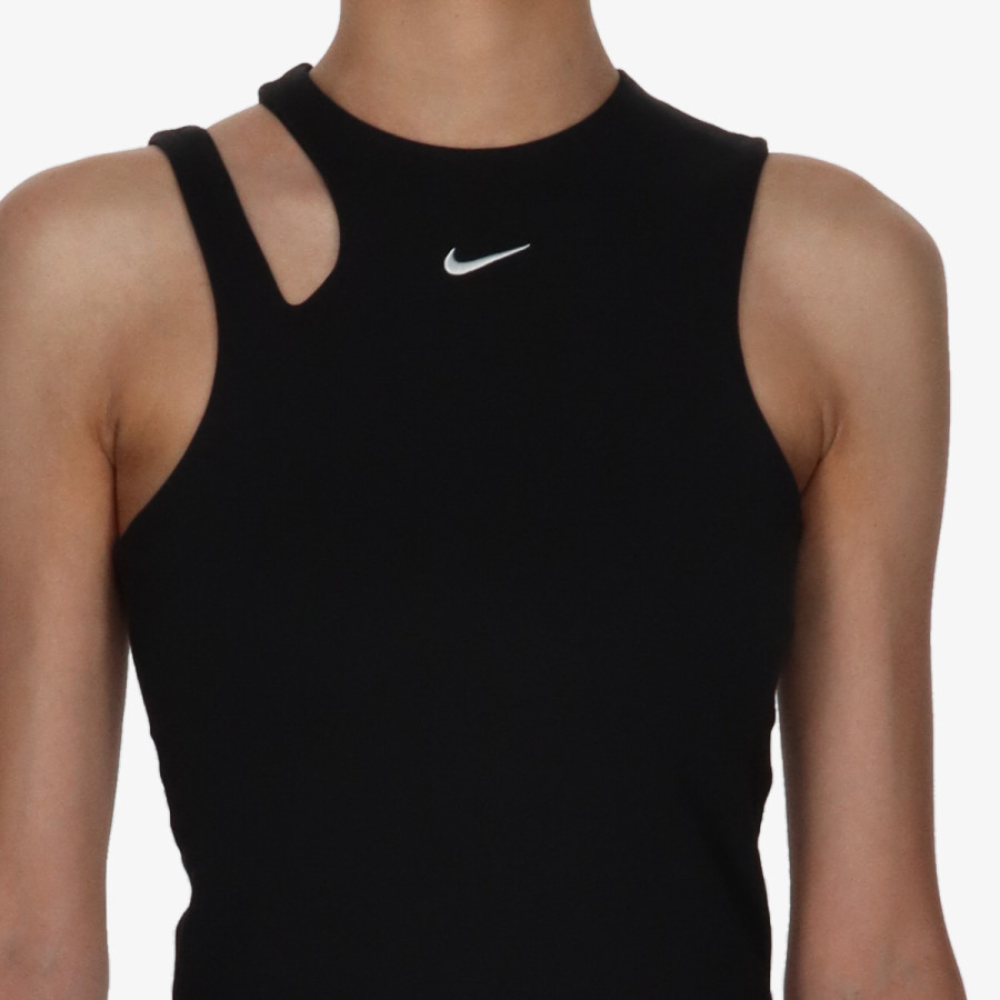 NIKE BODY Sportswear Essential 