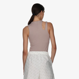 NIKE Body Sportswear Essential 