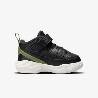 NIKE Pantofi Sport JORDAN MAX AURA 5 BT 