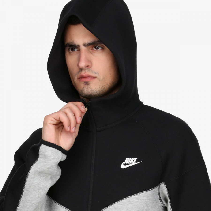 NIKE Hanorace Tech Fleece 