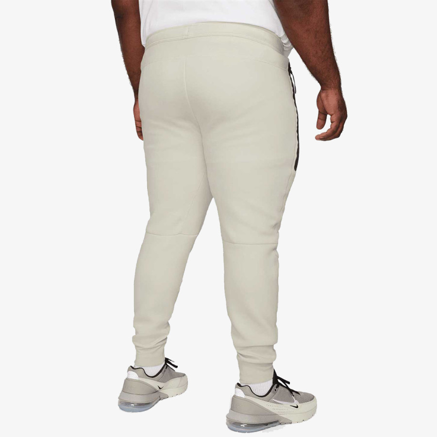 NIKE Pantaloni de trening M NK TCH FLC JGGR 