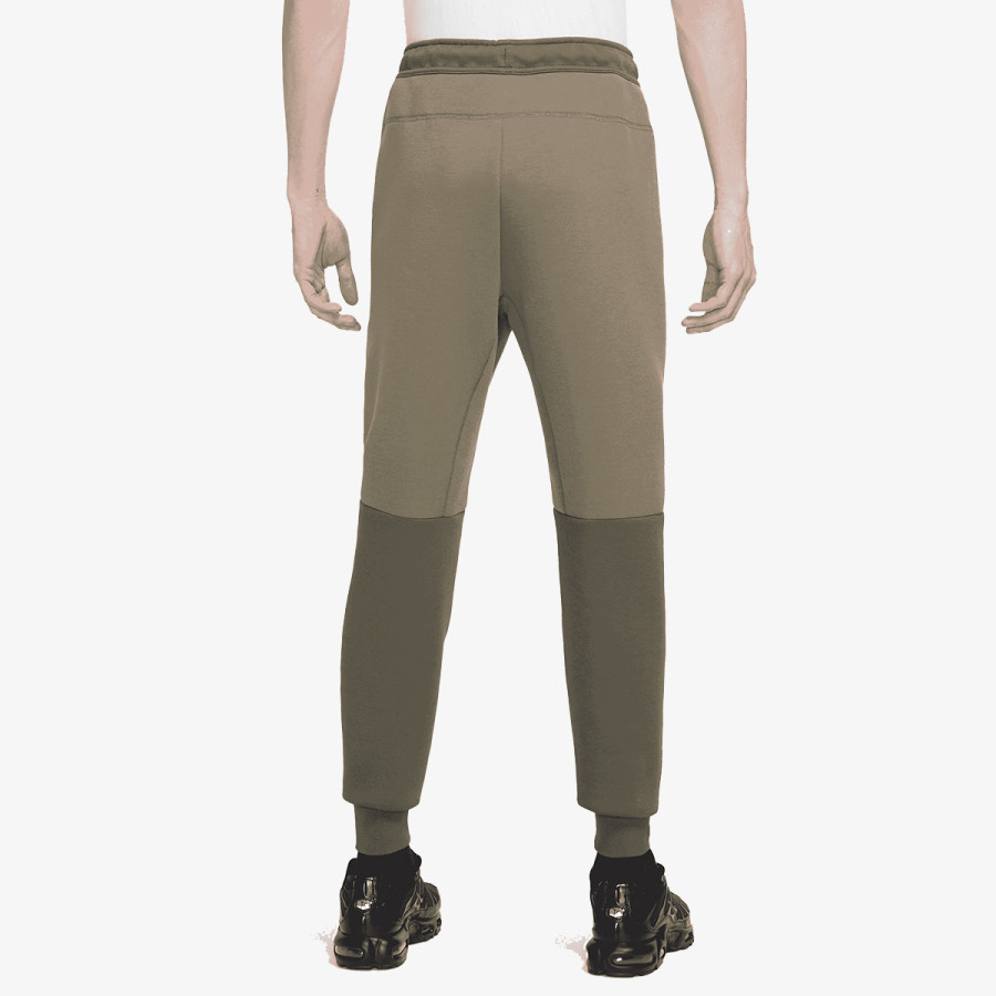 NIKE Pantaloni de trening M NK TCH FLC JGGR 