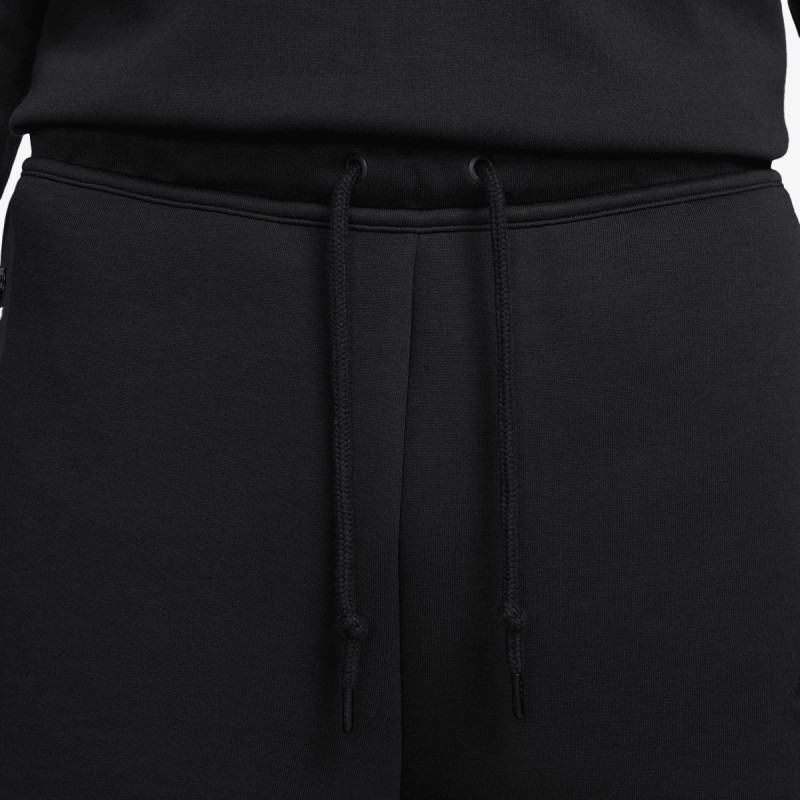 NIKE Pantaloni scurti Tech Fleece 