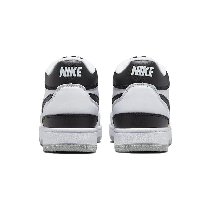NIKE Pantofi Sport MAC Attack 