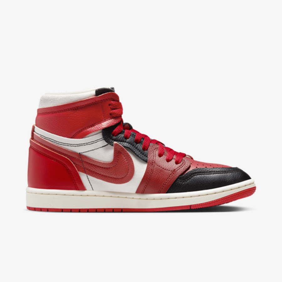 NIKE Pantofi Sport WMNS AIR JORDAN 1 MM HIGH 