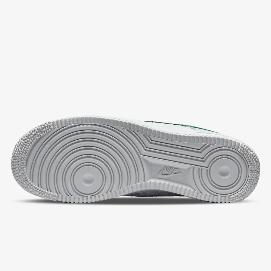 NIKE Pantofi Sport AIR FORCE 1 07 FL 