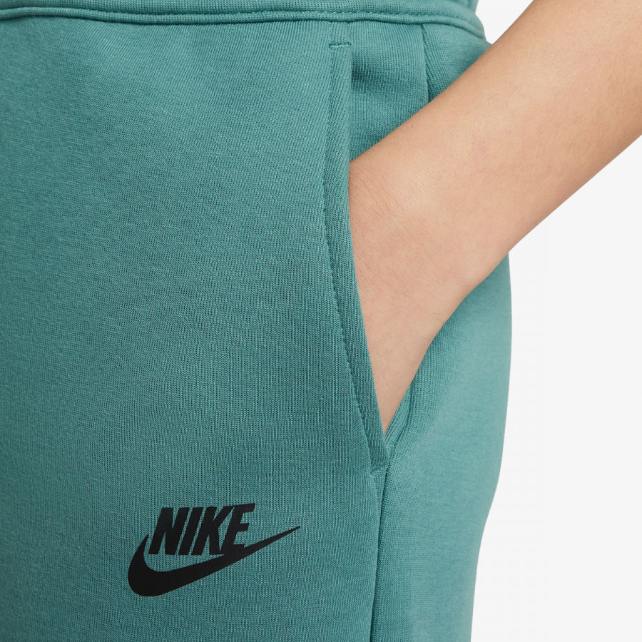 NIKE Pantaloni scurti B NSW TECH FLC SHORT 