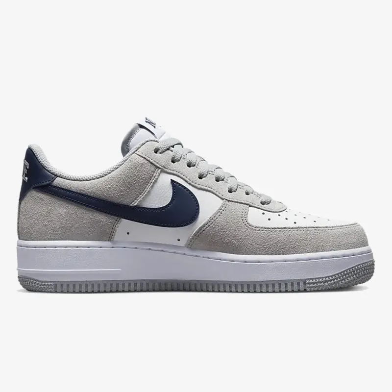 NIKE Pantofi Sport AIR FORCE 1 07 CP 