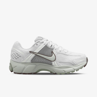 NIKE Pantofi Sport Zoom Vomero 5 