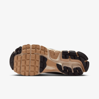 NIKE Pantofi Sport W NIKE ZOOM VOMERO 5 