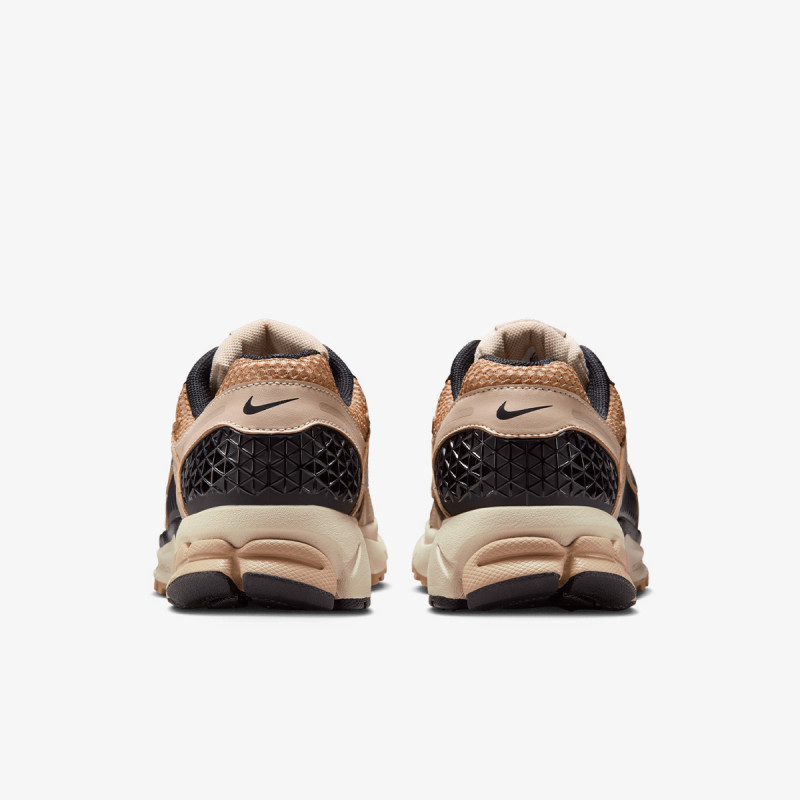 NIKE Pantofi Sport W NIKE ZOOM VOMERO 5 
