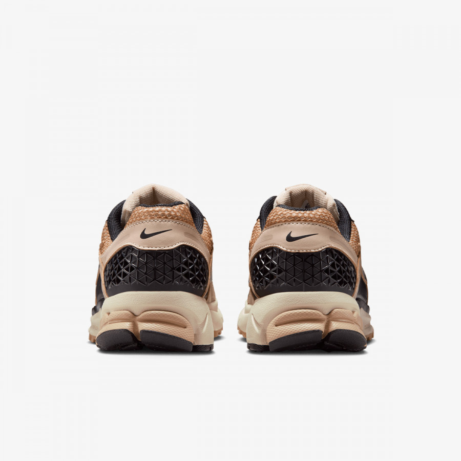 NIKE Pantofi Sport W NIKE ZOOM VOMERO 5 