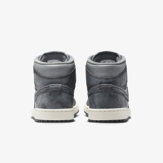 NIKE Pantofi Sport WMNS AIR JORDAN 1 MID SE 