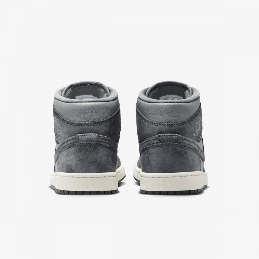 NIKE Pantofi Sport WMNS AIR JORDAN 1 MID SE 