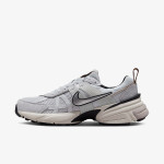 NIKE Pantofi Sport W NIKE V2K RUN C.O.R. 