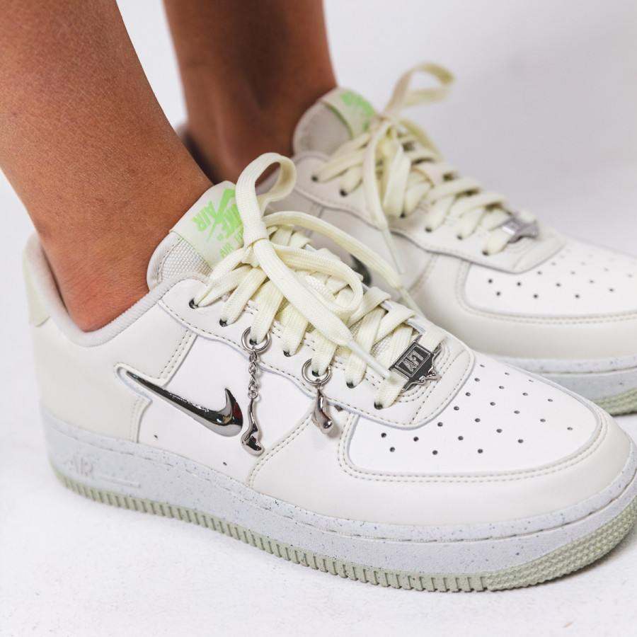 NIKE Pantofi Sport W AIR FORCE 1 '07 NN SE 