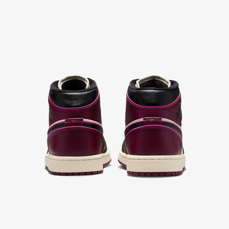 NIKE Pantofi Sport Air Jordan 1 Mid SE 
