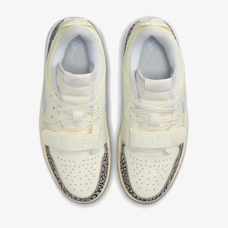 NIKE Pantofi Sport WMNS AIR JORDAN LEGACY 312 LOW 