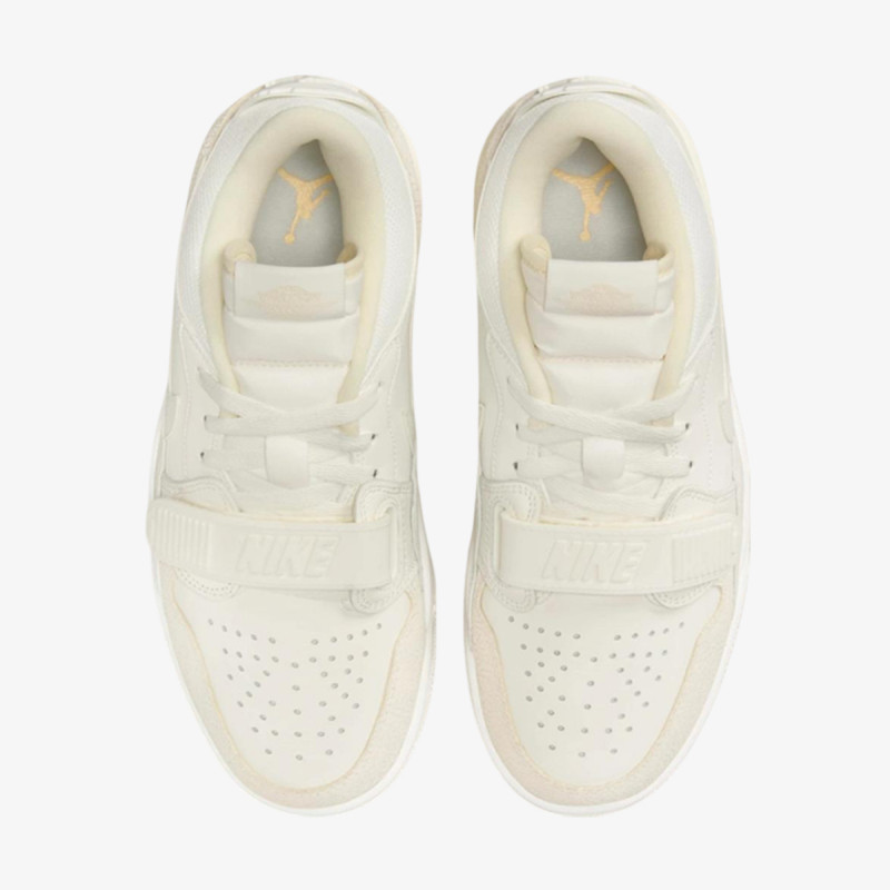 NIKE Pantofi Sport WMNS AIR JORDAN LEGACY 312 LOW 