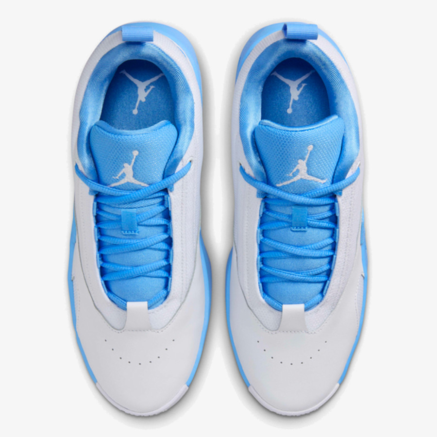 NIKE Pantofi Sport WMNS JORDAN MAX AURA 6 