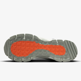 NIKE Pantofi Sport VOMERO ROAM 