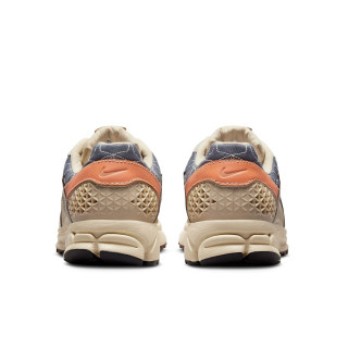 NIKE Pantofi Sport Zoom Vomero 5 