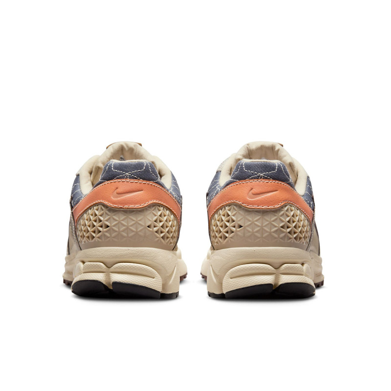 NIKE Pantofi Sport Zoom Vomero 5 
