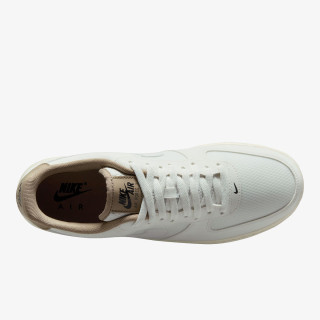 NIKE Pantofi Sport AIR FORCE 1 '07 LV8 WNTR 