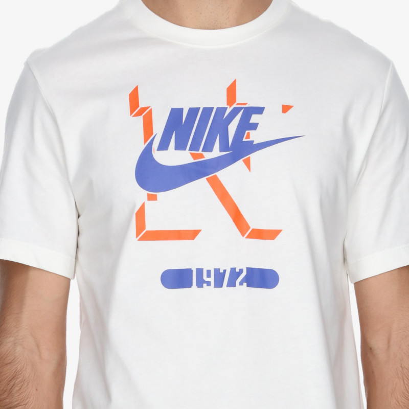 NIKE Tricouri Futura 