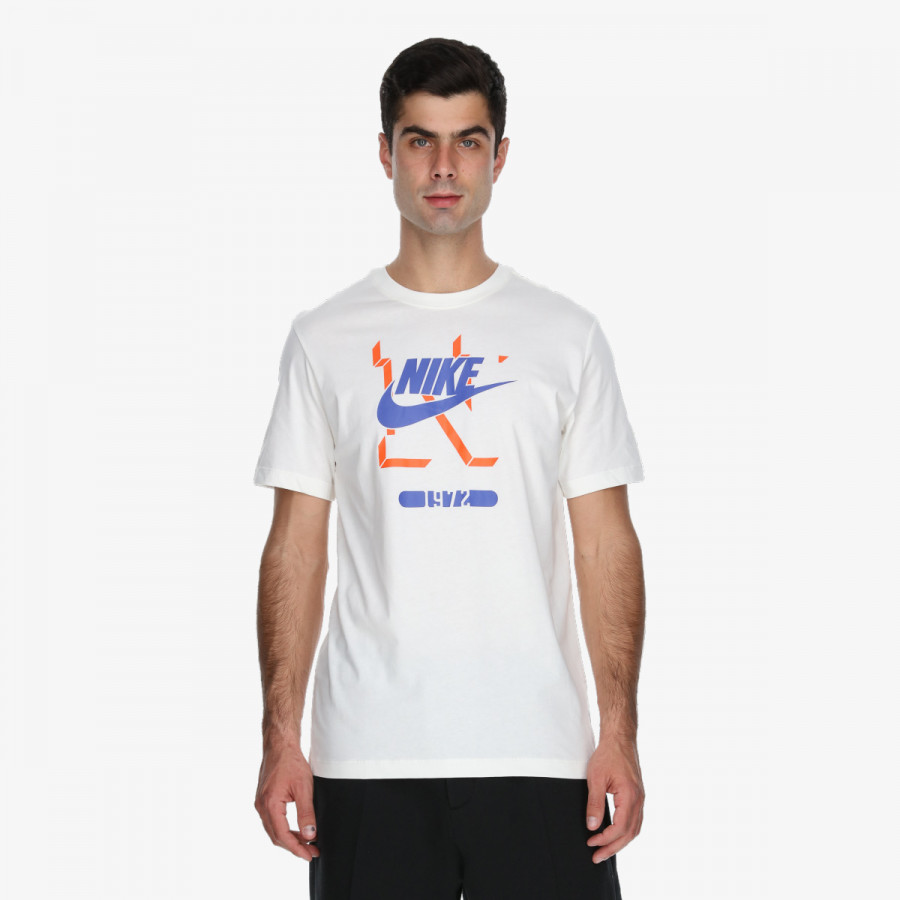 NIKE Tricouri Futura 