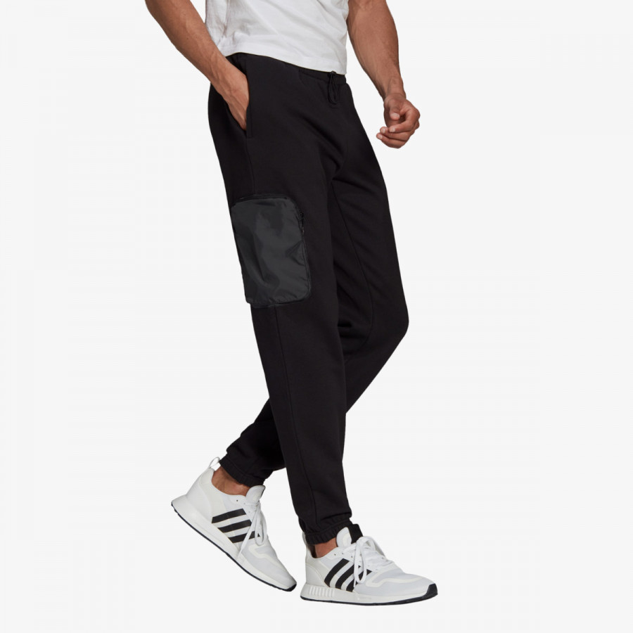 ADIDAS Pantaloni R.Y.V. CUFFED SWEAT PANTS<br /> 