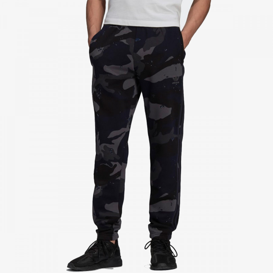 ADIDAS Pantaloni de trening GRAPHICS CAMO 