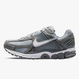 NIKE Pantofi Sport Vomero 5