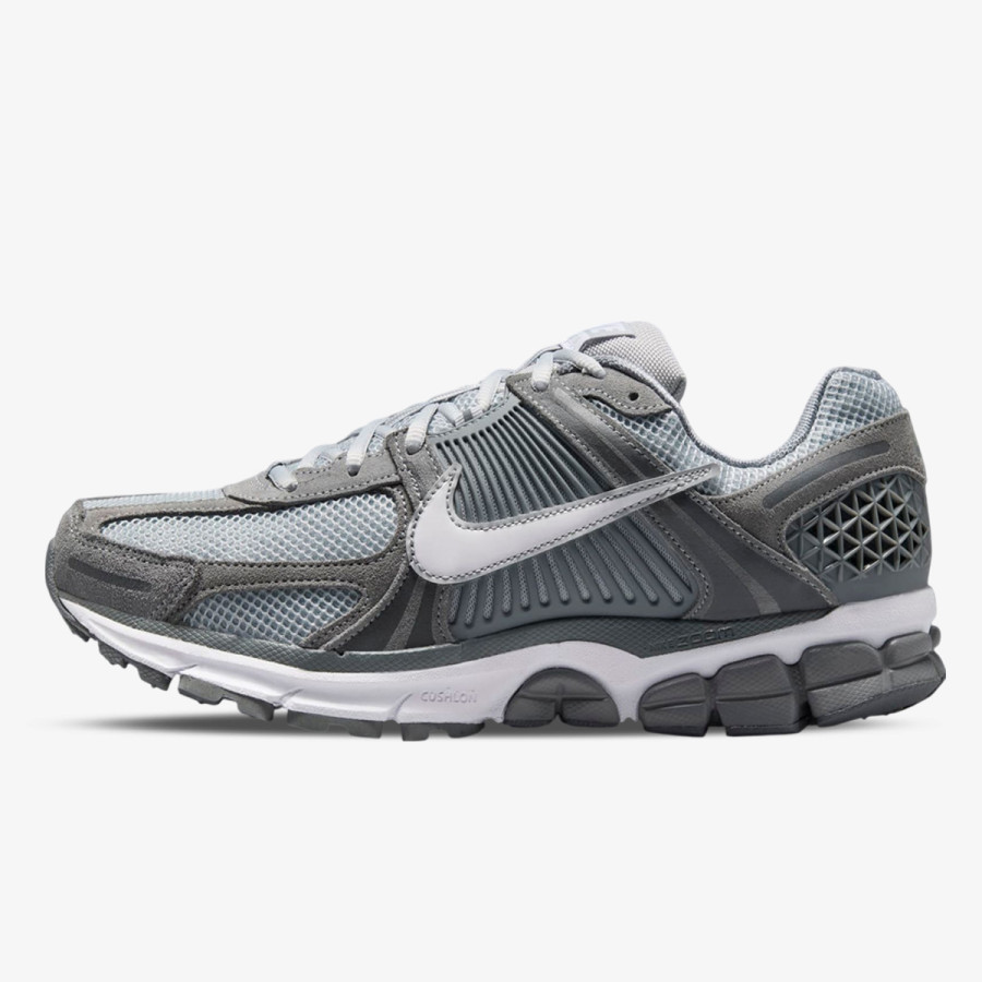NIKE Pantofi Sport Vomero 5