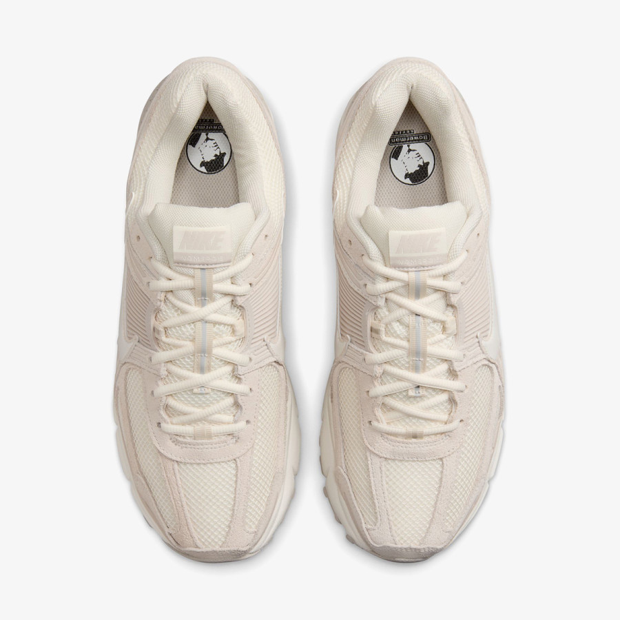 NIKE Pantofi Sport Vomero 5 