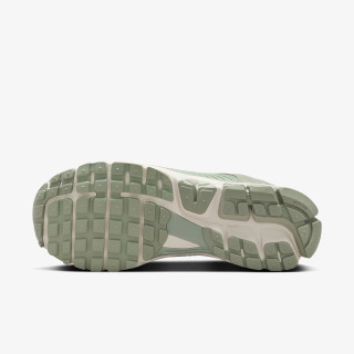 NIKE Pantofi Sport Vomero 5 
