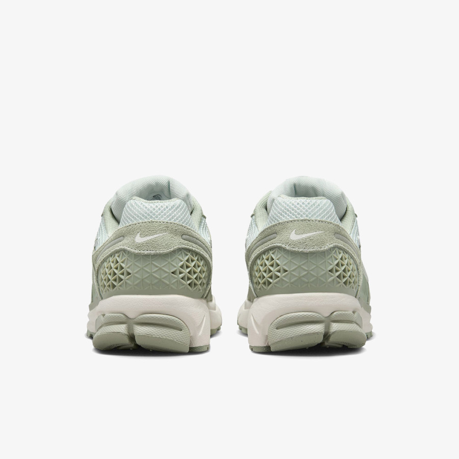 NIKE Pantofi Sport Vomero 5 