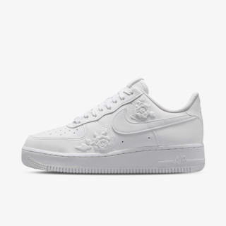 NIKE Pantofi Sport WMNS AIR FORCE 1 '07 SE 