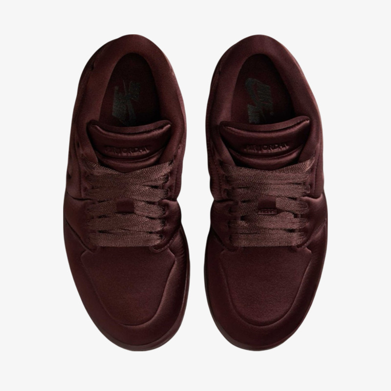 NIKE Pantofi Sport WMNS AIR JORDAN 1 MM LOW V2 