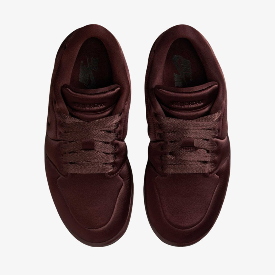 NIKE Pantofi Sport WMNS AIR JORDAN 1 MM LOW V2 