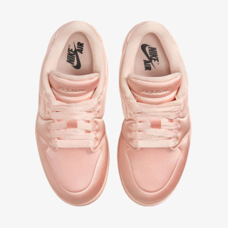 NIKE Pantofi Sport WMNS AIR JORDAN 1 MM LOW V2 