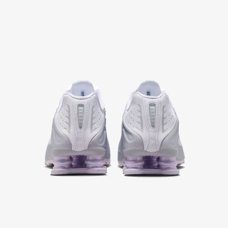NIKE Pantofi Sport W NIKE SHOX R4 FS 