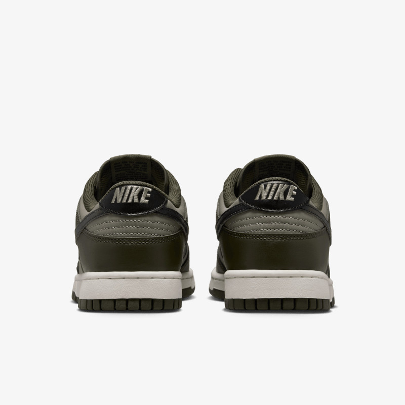 NIKE Pantofi Sport NIKE DUNK LOW RETRO BTTYS 