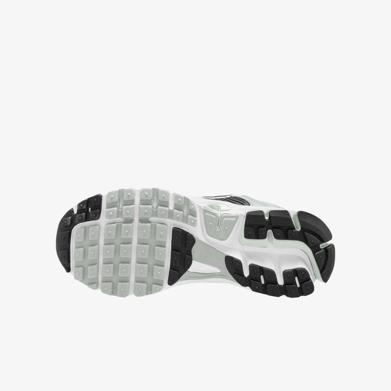 NIKE Pantofi Sport Vomero 5 