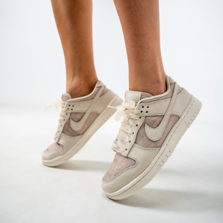 NIKE Pantofi Sport W NIKE DUNK LOW SE TRND 
