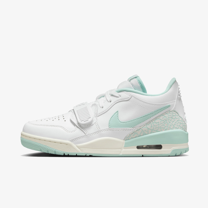 NIKE Pantofi Sport WMNS AIR JORDAN LEGACY 312 LOW 