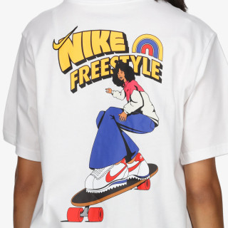 NIKE Tricouri Sportswear 
