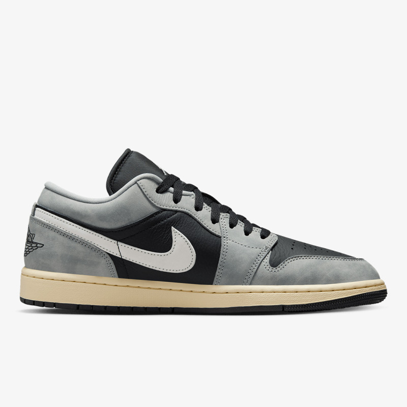 NIKE Pantofi Sport AIR JORDAN 1 LOW SE 